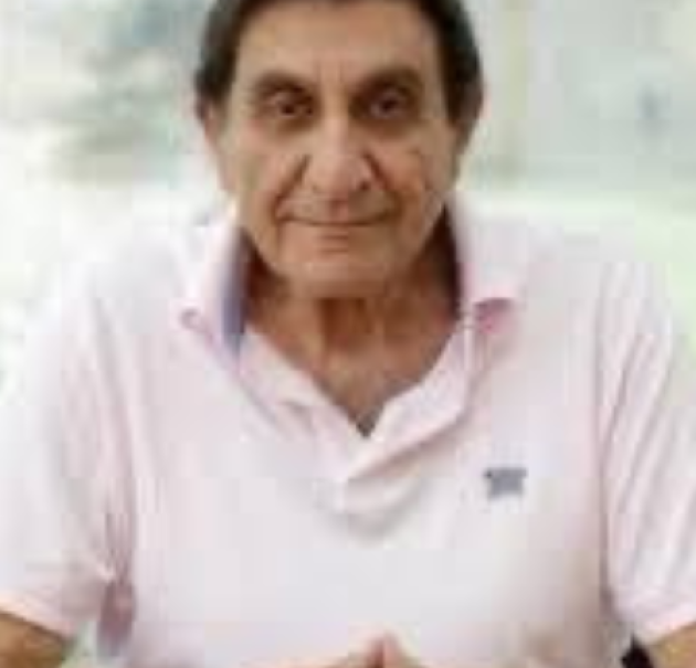 أكرم نقولا قساطلي